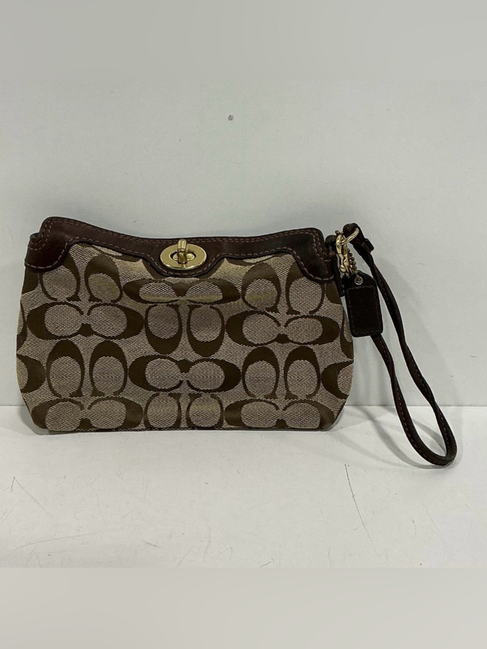 Vintage Coach Turnlock Wristlet